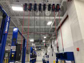 Vector Smart Object (3) automotive lifting equipment image